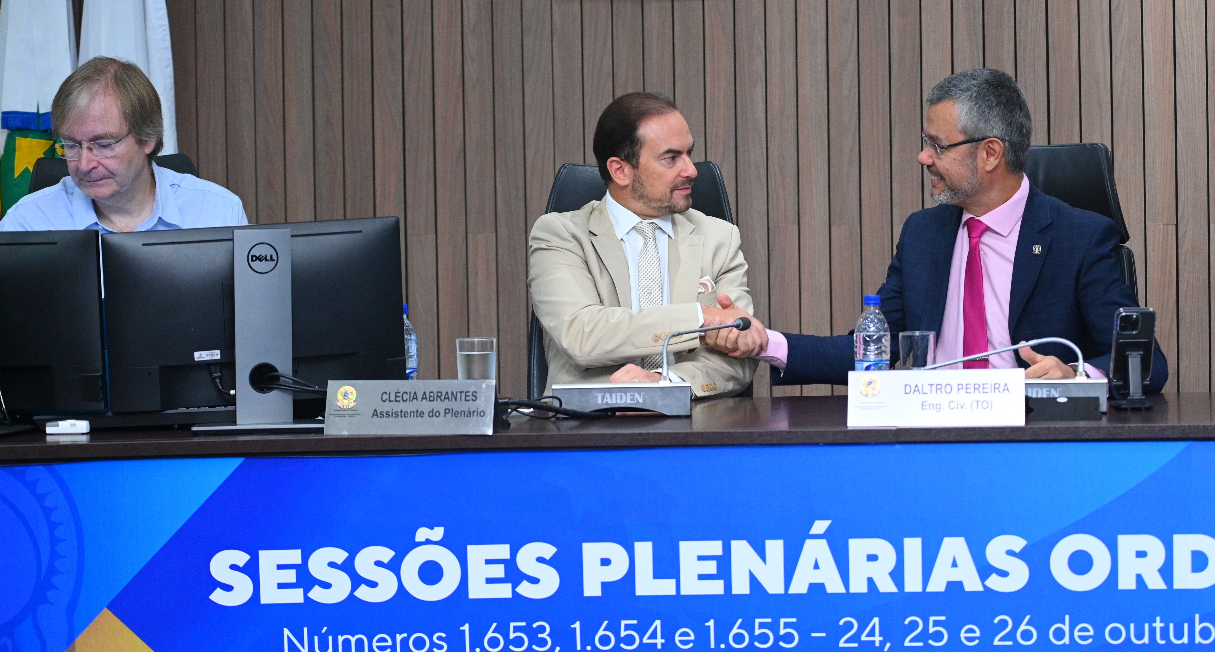 Auditor Fernando Barreira e coordenador da CEF, eng. civ. Daltro Pereira